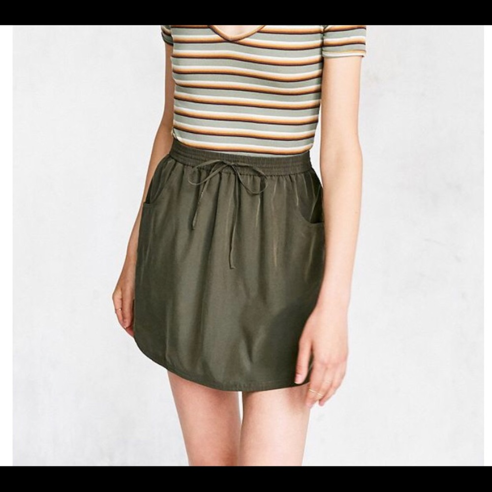 NWT Urban Outfitters olive green skirt size small
